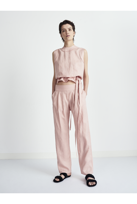 PLEAT FRONT PANT