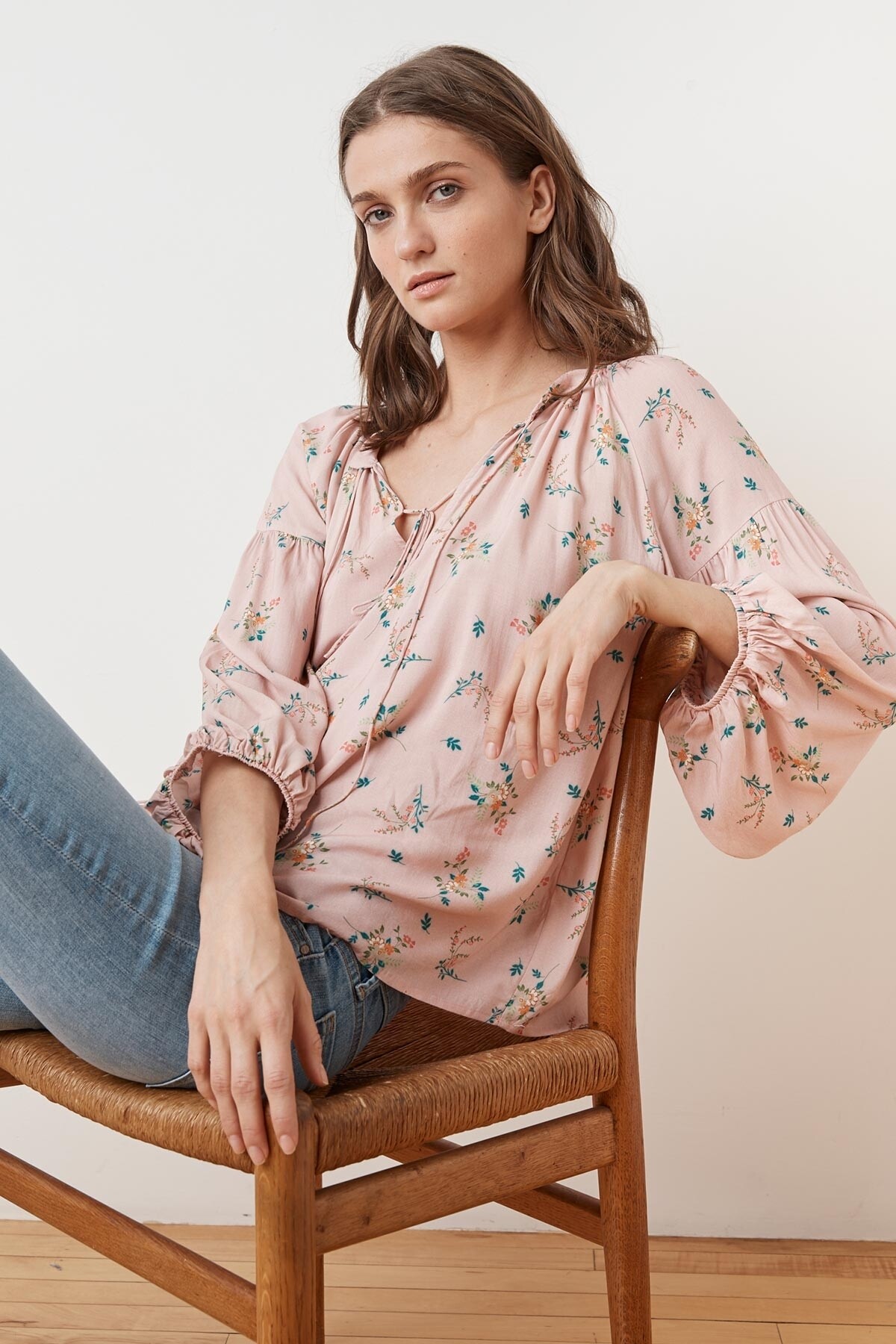 SANDERINE FLORAL PRINT PEASANT TOP- VELVET SPRING 2018-19 Boxing Day Sale