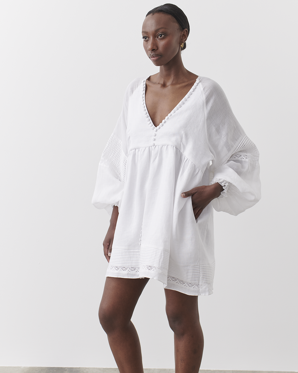 LILLIAN LINEN RAMIE SMOCK DRESS (OPTICAL WHITE)