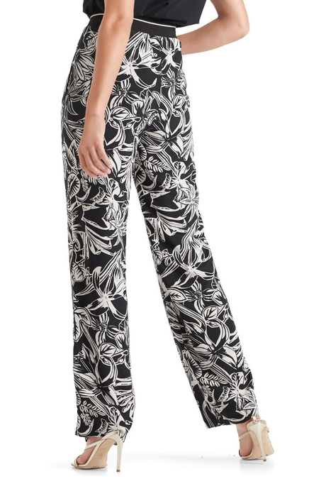 Marc Cain Printed Silk Pants (Panna) | Lynn Woods