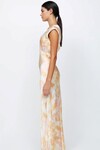 INDI V MAXI DRESS (FLORAL HAZE)