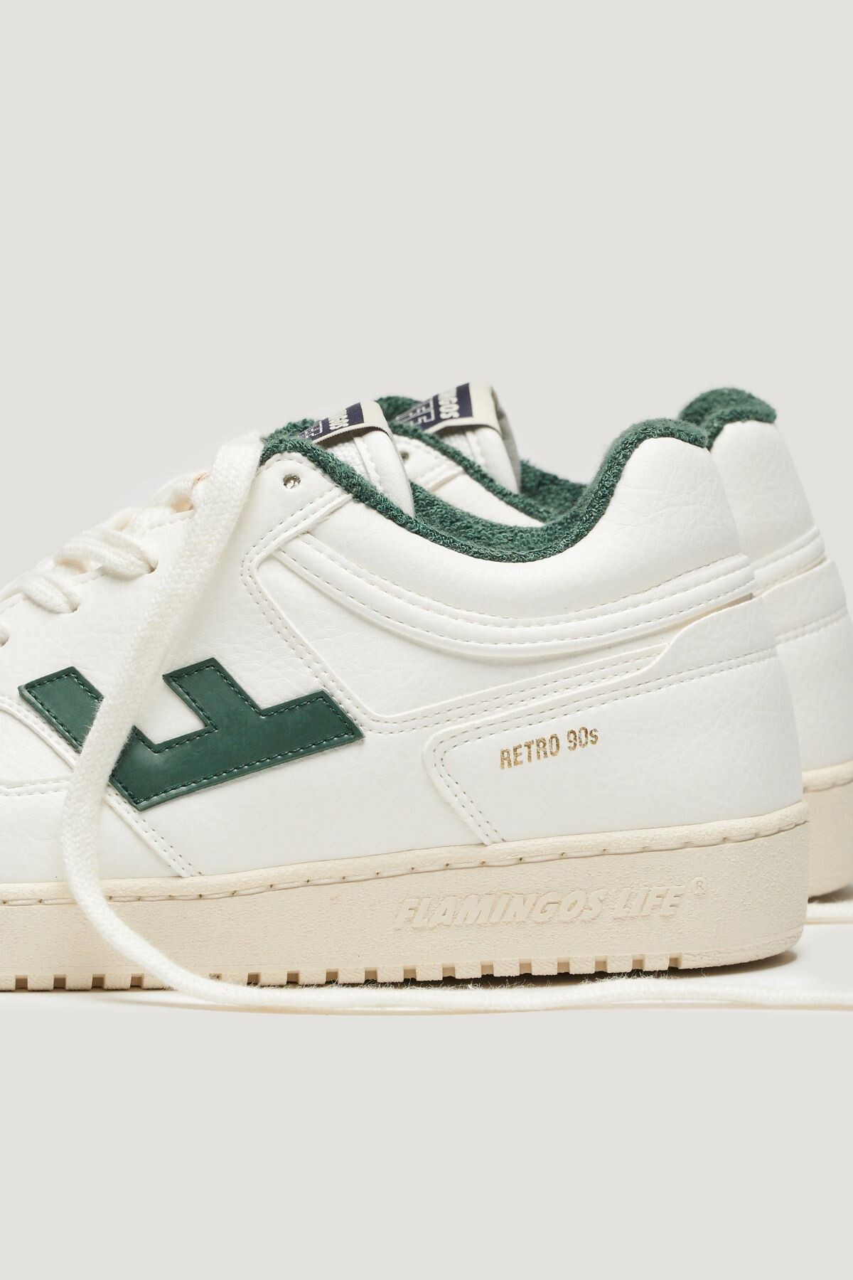 90s white best sale tennis shoes