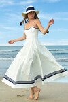 LOVE ME LIKE YOU DO DRESS (WHITE) | PRE ORDER