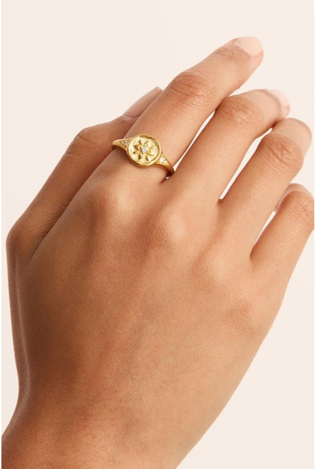 LIVE IN LOVE RING (18K GOLD VERMEIL)