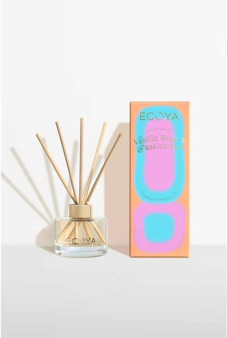 MINI REED DIFFUSER (VANILLA BEAN & PASSIOFRUIT)