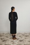 MERINO V-NECK DRESS (BLACK)