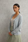 MERINO V-NECK CARDIGAN (POWDER)